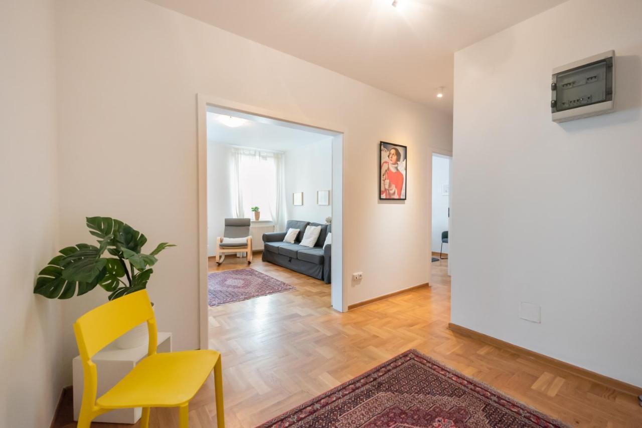 New Town Spacious Apartment Warschau Buitenkant foto